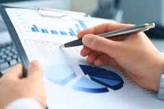 Đình chỉ một doanh nghiệp kinh doanh dịch vụ thẩm định giá 