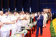Thủ tướng Chính phủ Phạm Minh Chính tới dự Lễ kỷ niệm 60 năm Ngày truyền thống lực lượng cảnh sát nhân dân. (Ảnh: Phạm Kiên/TTXVN)