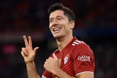 Lewandowski cán mốc đáng nhớ trong ngày Bayern vùi dập Hertha Berlin