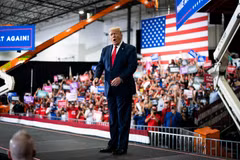 Tổng thống Donald Trump vận động tranh cử tại bang Nevada hôm 13/9. (Nguồn: The New York Times)