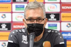 Huấn luyện viên Branko Ivankovic của đội tuyển Oman. (Ảnh: AFC) 