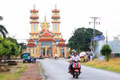 Diện mạo nông thôn mới khang trang ở xã chuẩn nông thôn mới nâng cao Trường Đông. (Ảnh: Hồng Đạt/TTXVN)