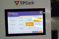Giao diện trên eCounter, khách hàng có thể dễ dàng lựa chọn giao dịch và gửi thông tin đến nhân viên trước khi ngồi vào quầy giao dịch. (Nguồn: TPBank) 