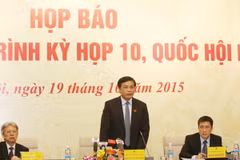 Chủ nhiệm Văn phòng Quốc hội Nguyễn Hạnh Phúc trả lời các câu hỏi của báo chí. (Ảnh: Phương Hoa/TTXVN)