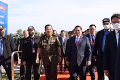 Thủ tướng Phạm Minh Chính đón Thủ tướng Campuchia Samdech Techo Hun Sen sang thăm điểm dừng chân trong hành trình cứu nước tại Khu vực X16. Đây là hoạt động trong Chương trình Lễ kỷ niệm 45 năm Con đường tiến tới đánh đổ chế độ diệt chủng Pol Pot của Thủ 