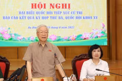 Tổng Bí thư Nguyễn Phú Trọng phát biểu tại buổi tiếp xúc cử tri ở quận Ba Đình. (Ảnh: Trí Dũng/TTXVN)