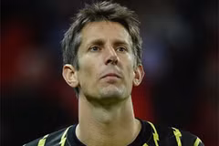 Nỗi buồn của Edwin van der Sar. (Nguồn: Getty)