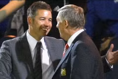 Sir Alex bị con trai "cấm" vào phòng thay đồ của M.U