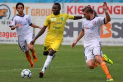 Hà Nội T&T trở lại, ngôi đầu V-League chia thế "chân vạc" 