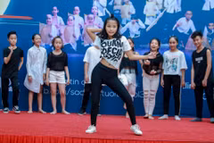 Khác với mọi năm, 'Sắc màu tuổi thơ' sẽ ra mắt khán giả sớm hơn với vòng casting 102 chương trình tìm kiếm 102 vũ công nhí tài năng tham dự vở diễn. (Ảnh: PV/Vietnam+)