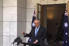 Thủ tướng Australia Scott Morrison trong cuộc họp báo tại Canberra. (Ảnh: THX/TTXVN)