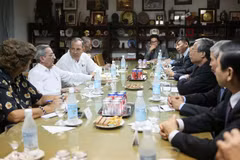 Đoàn Đảng Cộng sản Việt Nam thăm và làm việc tại Cuba