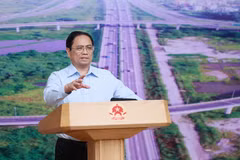 Cao tốc Nghi Sơn-Diễn Châu là 1 trong 5 dự án thành phần cao tốc Bắc-Nam phía Đông còn lại của giai đoạn 2017-2020 sẽ hoàn thành trong năm 2023. (Ảnh: Huy Hùng/TTXVN)