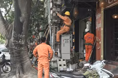 Dự kiến tiêu thụ điện mùa khô 2020 thấp hơn 2,46 tỷ kWh so với kế hoạch. (Ảnh: PV/Vietnam+)