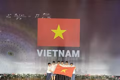 Đoàn học sinh Việt Nam dự thi Olympic Toán quốc tế năm 2022 đã đạt thành tích ấn tượng. (Ảnh: PV)