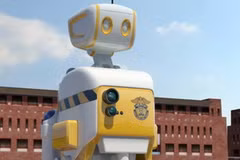Hàn Quốc sắp đưa vào sử dụng robot cai ngục 