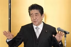 Thủ tướng Nhật Bản Shinzo Abe trong cuộc họp báo đầu năm tại thành phố Ise, tỉnh Mie, ngày 6/1/2020. (Nguồn: Kyodo/ TTXVN) 