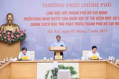 Chiều 7/7, tại Hà Nội, Thủ tướng Phạm Minh Chính chủ trì buổi làm việc giữa Thường trực Chính phủ với Thành phố Hồ Chí Minh triển khai Nghị quyết của Quốc hội về thí điểm một số cơ chế, chính sách đặc thù. (Ảnh: Dương Giang/TTXVN)