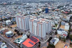 Toàn cảnh một dự án nhà ở xã hội tọa lạc tại trung tâm thành phố Phan Rang-Tháp Chàm. (Ảnh: Công Thử/TTXVN)