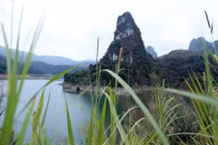 [Photo] Chiêm ngưỡng vẻ đẹp hoang sơ của vịnh Pá Khôm ở Lai Châu