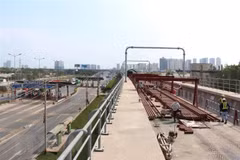 Công trường thi công tuyến metro số 1 Bến Thành-Suối Tiên. (Ảnh: Tiến Lực/TTXVN) 