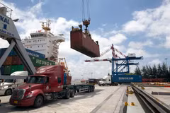 Xuất khẩu hàng hóa của Việt Nam đạt mức tăng trưởng cao ở các thị trường chủ lực. (Ảnh: Đức Duy/Vietnam+)