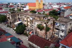 [Photo] Vĩnh Phúc: Sống thấp thỏm trong khu tập thể chờ sập 