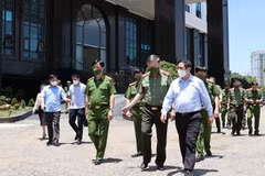 Thủ tướng Phạm Minh Chính thăm và làm việc với Viện Khoa học hình sự