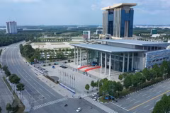 Một góc Trung tâm Hành chính Tập trung tỉnh Bình Dương tại thành phố mới Bình Dương. (Ảnh: Chí Tưởng/TTXVN)