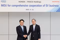 Đại diện Posco và Honda tại buổi ký kết biên bản ghi nhớ. (Nguồn: Posco)