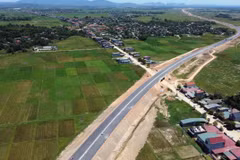 Cao tốc Quốc lộ 45-Nghi Sơn dài 43,28km, đi qua địa phận huyện Nông Cống và thị xã Nghi Sơn, tỉnh Thanh Hóa. (Ảnh: Huy Hùng/TTXVN)
