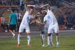 Chức vô địch V-League của Thép Xanh Nam Định in đậm dấu ấn Brazil với bộ 3 ngoại binh Hendrio (trái), Rafaelson (phải) và Lucas Silva. (Ảnh: Việt Anh/Vietnam+)
