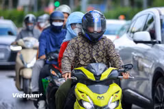 Nắng nóng bao trùm nhiều khu vực trên cả nước. (Ảnh: Vietnam+)