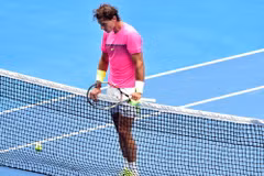 "Vua đất nện" Rafael Nadal chia tay tốp 4 bảng xếp hạng ATP
