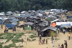 Người tị nạn Rohingya tại trại tị nạn gần biên giới Bangladesh. (Nguồn: AFP/TTXVN)