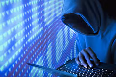 Cảnh sát quốc tế tiến hành chiến dịch triệt phá các trang web đen