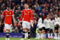 Manchester United thảm bại ngay trên sân nhà. (Nguồn: Getty Images)