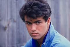 [Mega Story] George Michael và mùa Giáng sinh bất tận