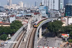Hai tuyến đường sắt đô thị Hà Nội chạy xuyên Giao Thừa Tết Nguyên đán Ất Tỵ. (Ảnh: Hoài Nam/Vietnam+)