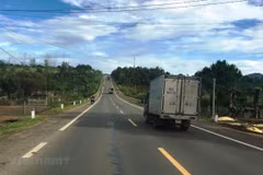Đường Hồ Chí Minh đoạn qua tỉnh Gia Lai. (Ảnh: Việt Hùng/Vietnam+)