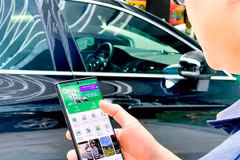 Lái xe cần có tài khoản giao thông để qua trạm thu phí. (Ảnh: PV/Vietnam+)