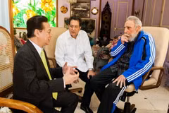 Lãnh tụ Cuba Fidel Castro tiếp Thủ tướng Nguyễn Tấn Dũng