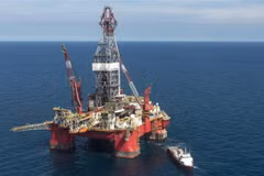 Một giàn khoan dầu ở Vịnh Mexico. (Ảnh: AFP/TTXVN)