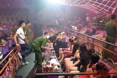 Phát hiện gần 100 đối tượng dương tính với ma túy trong quán bar