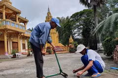 Nhà sư bắc cầu, làm đường, chăm lo cho người nghèo ở Kiên Giang