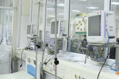 Phòng điều trị tại khoa cấp cứu đã sẵn sàng. (Ảnh: Minh Quyết/TTXVN)