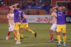 Hà Nội FC đang trải qua chuỗi 5 trận đấu liên tiếp không biết đến chiến thắng. (Ảnh: Việt Anh/Vietnam+)