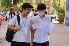 Thí sinh dự thi vào lớp 10. (Ảnh: Việt Anh/Vietnam+)