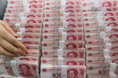 Đồng nhân dân tệ của Trung Quốc. (Ảnh: AFP/TTXVN)