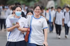 Thí sinh dự thi Tốt nghiệp Trung học phổ thông. (Ảnh: TTXVN)